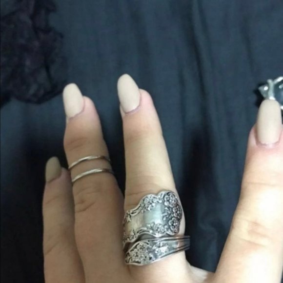 New! Women’s Printed Boho Chic Spoon Ring - Picture 2 of 2